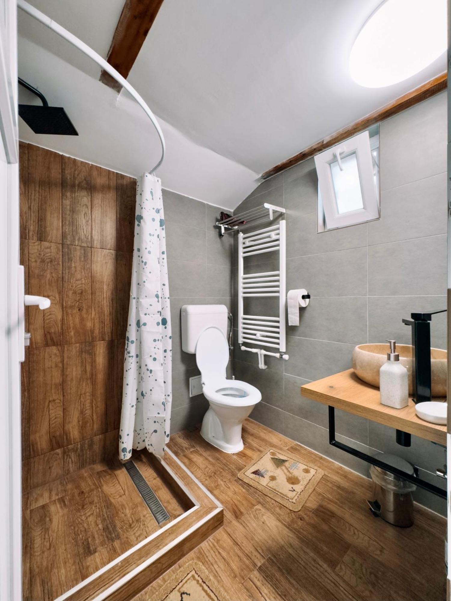 Yard Studio Rasnov Lägenhet Exteriör bild